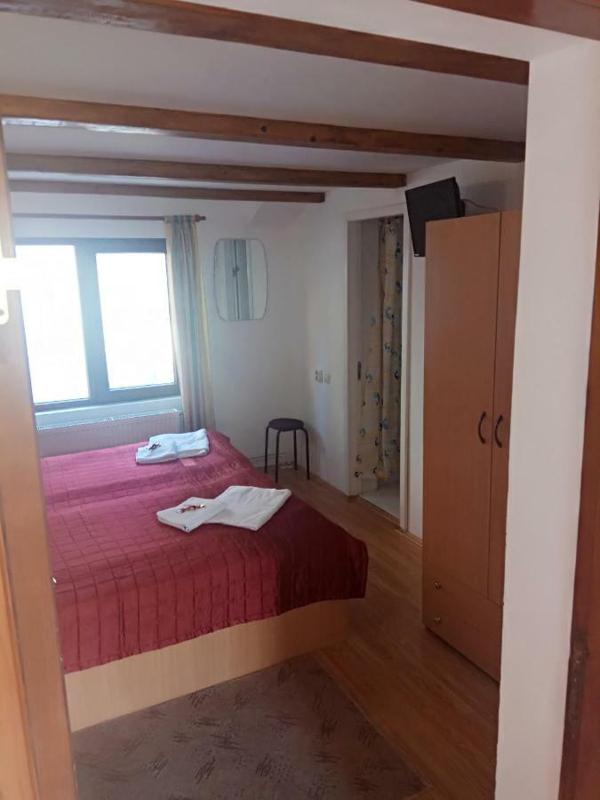 Hotel Casa Alexandru Azuga Esterno foto